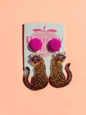 Leopard with Heart Sunglasses & Magenta Beaded Studs
